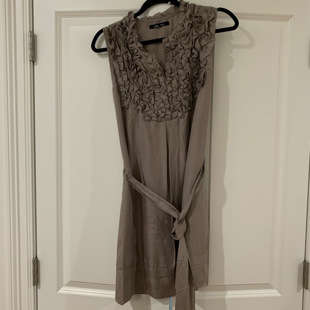 Taupe ruffle dress with tie